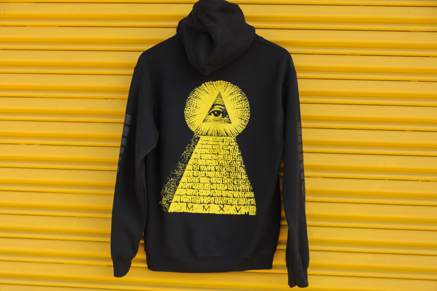 Pyramid Pullover Sweatshirt (Black)